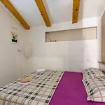 Pensjonat Mirjana 3*