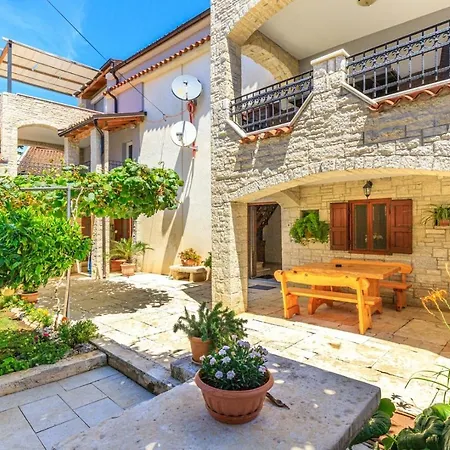 Mirjana Guest house