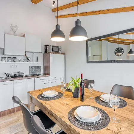 Mirjana Guest house 3*